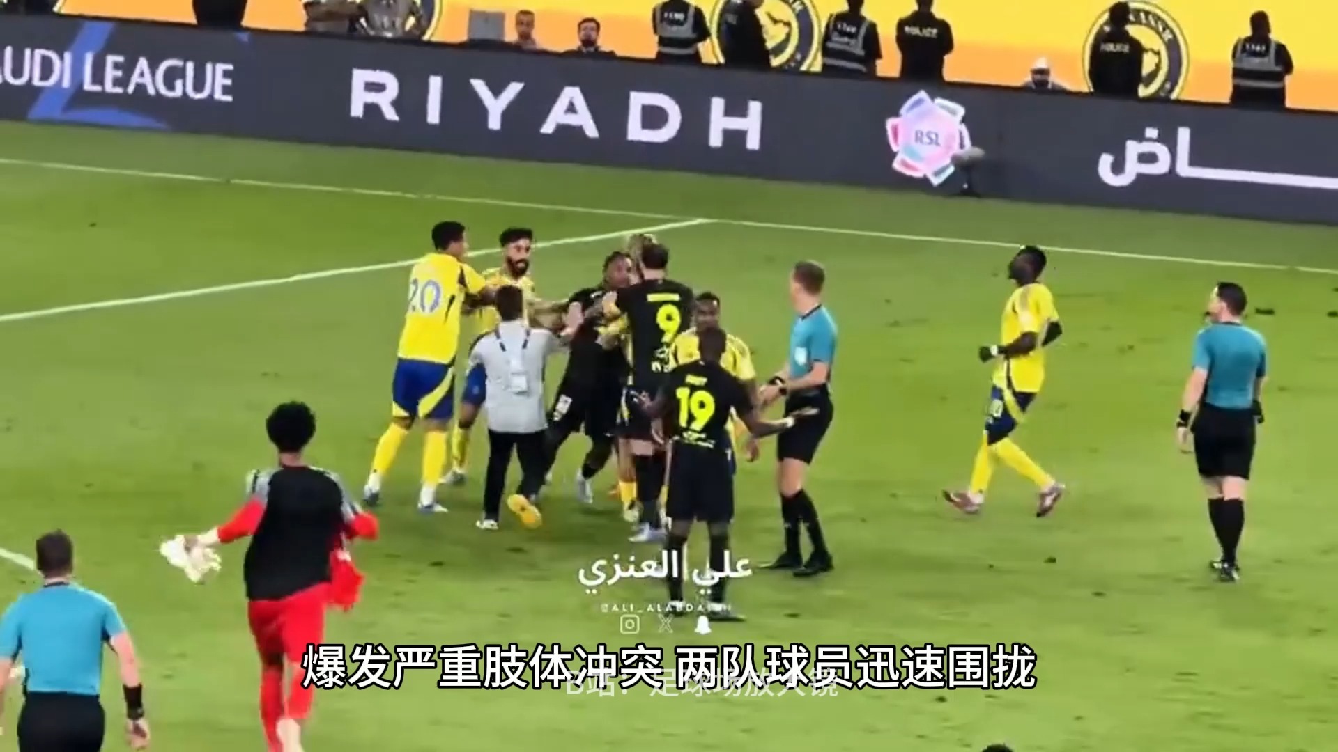 开云体育直播平台-关于水晶宫主场失利，球员争吵事件引发关注的信息